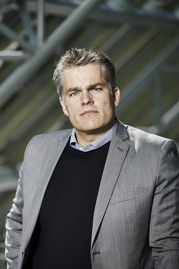 Direktør Jesper Rosener kalder faldet i annonceindtægter for et 'trappetrin, man går ned på'.  Foto: Jysk Fynske Medier 