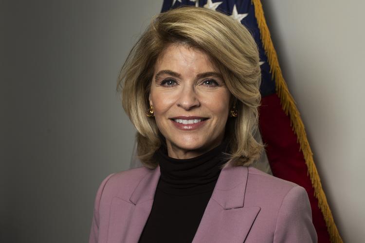    »Den amerikanske regering er ved at udarbejde en substantiel pakke med økonomisk støtte, der kan give fornyet energi til væksten i Grønland«, skriver Carla Sands. Foto: Gregers Tycho/RITZAU