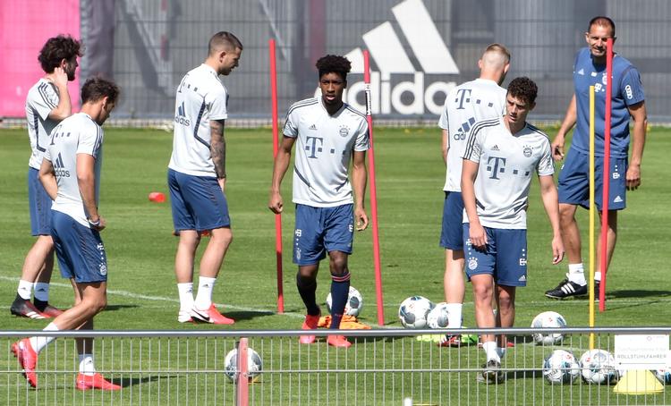 Bayern München træner og håber at kunne starte sæsonen igen 9. maj. Foto: Christof Stache/Ritzau Scanpix