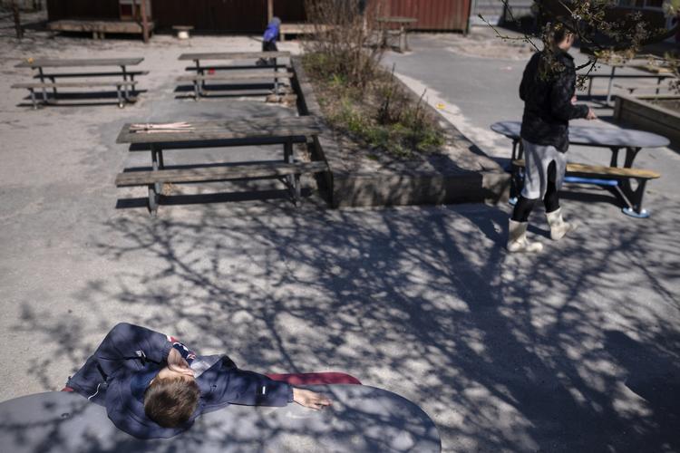 Daginstitutioner mangler plads til at kunne åbne op for flere børn. På landsplan er omkring 50 procent af børnene i daginstitution, og der er ikke plads til flere.  Foto: Mikkel Hørlyck/POLFOTO