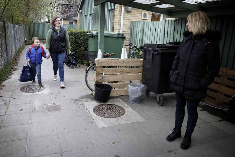 Først i sidste uge åbnede de første daginsitutioner i Danmark. Billedet er fra institutionen Maglehøj i Frederikssund. Foto: Jens Dresling/POLFOTO