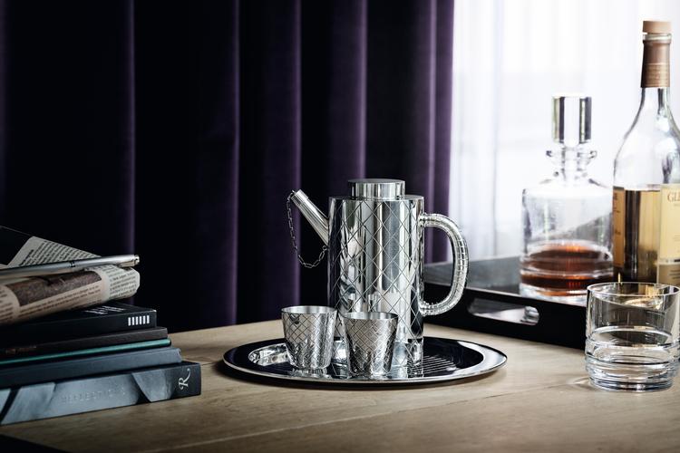 Georg Jensen har de seneste år skruet op for et skinnende og dekadent udtryk, som ellers er ukendt inden for klassisk dansk design.  Foto: Pr-foto