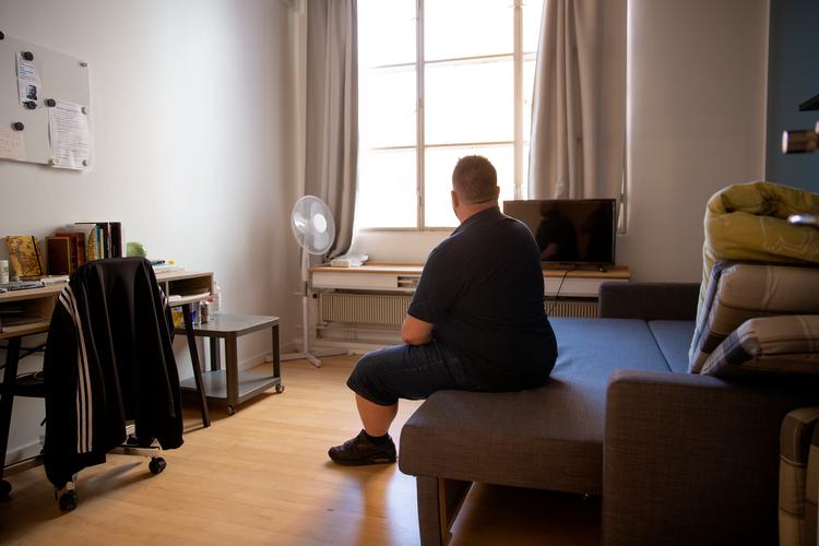 Kriseramte mænd står i kø til Mandecentrets afdelinger i København. For Mikkel var det den pludselige skilsmisse og en kæderække af nedture, der fik hans tilværelse til at tilte.  Foto: Jacob Ehrbahn/POLFOTO