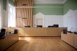 Alle involverede skal sidde med to meters afstand, når domstolene åbner mandag. Derfor kan sagerne ikke afvikles i samme tempo som før coronakrisen.   Foto: Benjamin Nørskov/POLFOTO