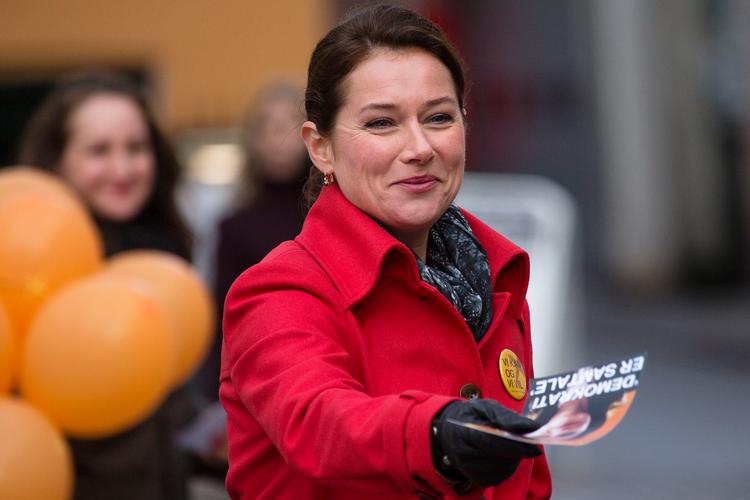 Sidse Babett Knudsen vender tilbage som politikeren Birgitte Nyborg.  Foto: Mike Kollöffel