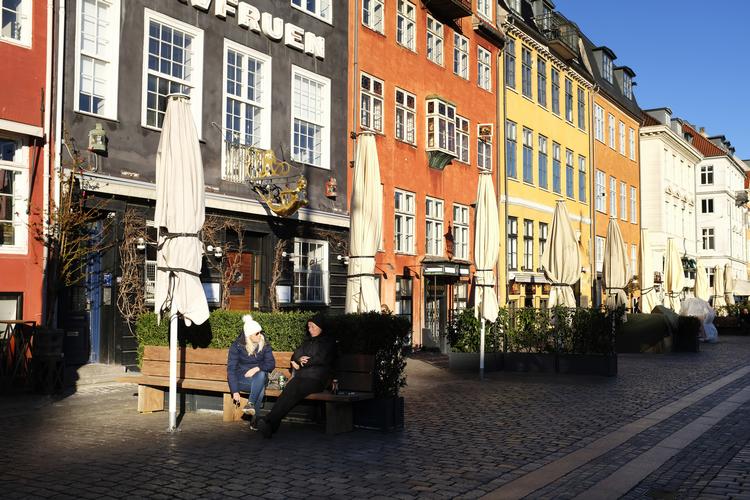 Sådan så det ud, udmiddelbart efter, at Danmark  lukkede ned i marts. Billedet er fra Nyhavn. Foto: Thomas Borberg/POLFOTO