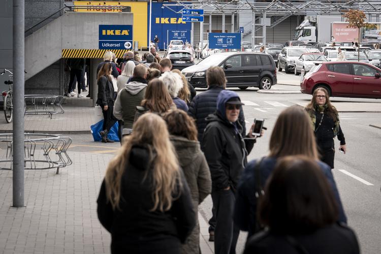 Der var køer af kunder, da Ikea åbnede varehuse i mandags. Billedet er fra varehuset i Gentofte.  Foto: Niels Christian Vilmann/Ritzau Scanpix