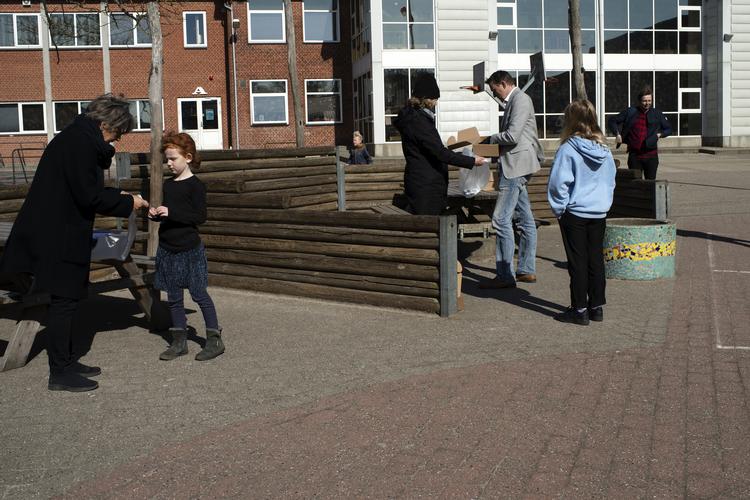 Foreløbig er det kun de små elever til og med 5. klasse, som er tilbage i skolerne.  Foto: Marie Ravn/Marie Ravn
