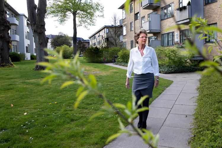 Finanskrisen sendte Ursula Bresemann ud af flybranchen og af omveje til jobbet som ejendomsadministrator. Økonomer spår, at coronakrisen vil tvinge flere til at skifte branche.  Foto: Finn Frandsen Foto: Finn Frandsen/POLFOTO