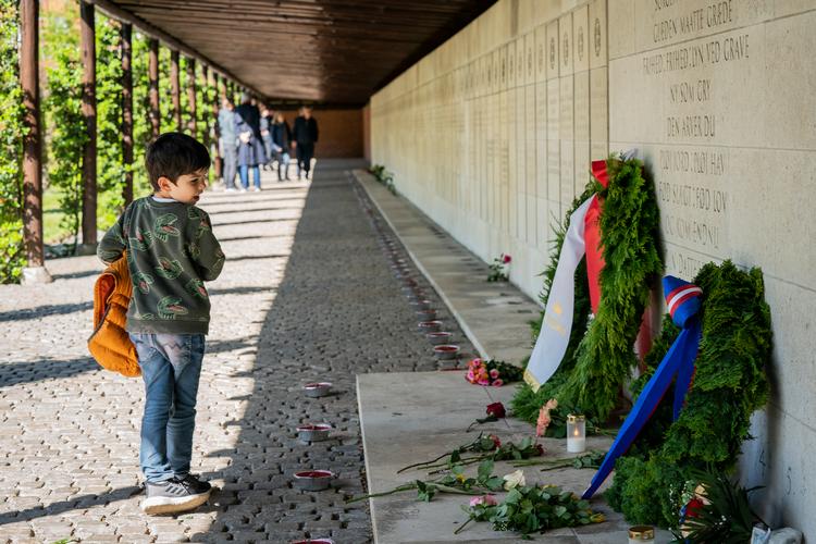 BEFRIET: 75-året for Danmarks befrielse markeres corona-stille i år, her i Mindelunden i Hellerup. Men husk krigens lære.  Foto: Ida Marie Odgaard/Ritzau Scanpix