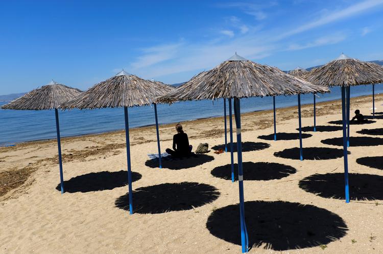 EU er hårdt ramt økonomisk af coronakrisen. I turistlandet Grækenland vil økonomien skrumpe med 9,7 procent i år, ifølge en ny prognose fra EU-kommissionen.  Foto: Murad Sezer/Ritzau Scanpix