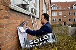 Der bliver solgt boliger under coronakrisen, selv om det går knap så stærkt som før, Danmark blev lukket. (arkivfoto) Foto: Finn Frandsen/POLFOTO