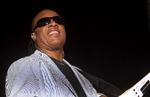 Stevie Wonder har som få sat sit tydelige præg på popmusikken. Her ses han under en koncert i Parken i 2010. Arkivfoto Mogens Flindt