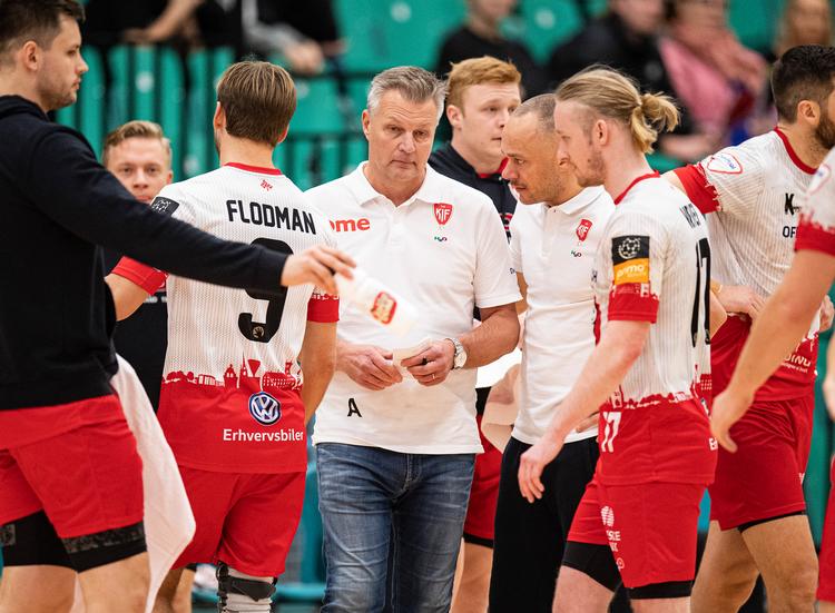 KIF Kolding med Ulf Sivertsson som træner var på 12.-pladsen blandt de 14 hold, da coronakrisen satte en stopper for sæsonen. Foto: Claus Fisker/Ritzau Scanpix