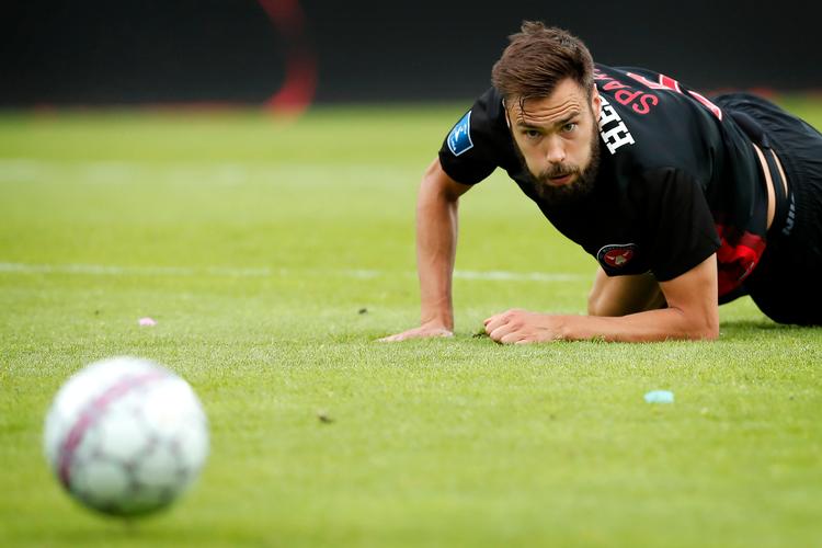 Tim Sparv har i de seneste seks år etableret sig som en profil i Superligaen, hvor han er kendt som en fighter på FC Midtjyllands hjemmebane. Foto: Jens Dresling/POLFOTO