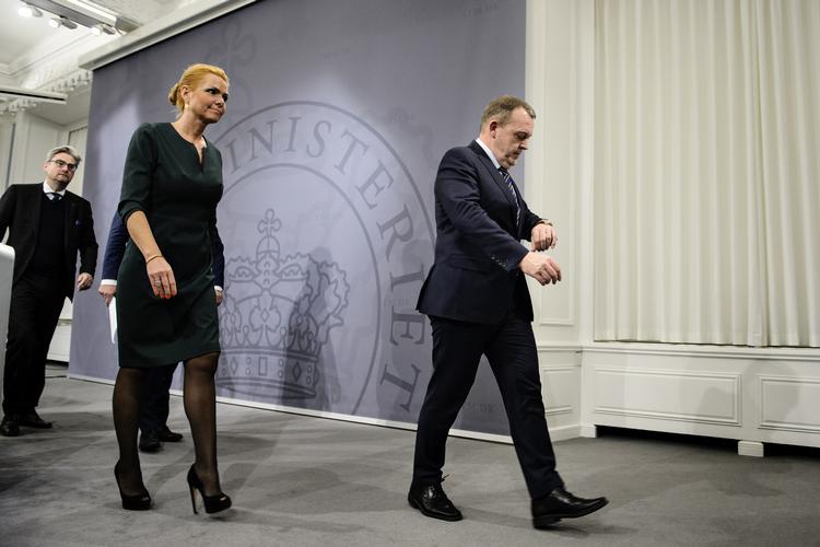 Daværende udlændinge- og integrationsminister Inger Støjberg og statsminister Lars Løkke Rasmussen ved et pressemøde i 2016.  Foto: Philip Davali/POLFOTO
