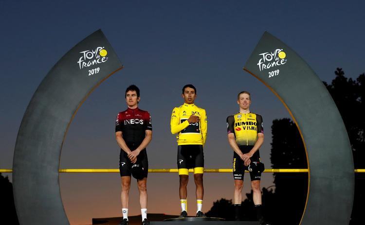 I fraværet af Chris Froome var det hans to holdkammerater Egan Bernal og Geraint Thomas, der sammen med Steven Kruijswijk (th) besatte podiepladserne i sidste års Tour de France. Foto: Gonzalo Fuentes/Ritzau Scanpix