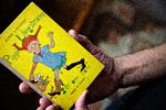 Astrid Lindgren fik sit manuskript til Pippi afvist af forlaget Bonnier to gange. En af forlagshistoriens største brølere, er det blevet kaldt. Hun fik siden sine tekster om den rødhårede pige antaget af Ráben og Sjögrenn og kunne 21. maj 1945 præsentere bogen for sin datter. Foto: Martin Lehmann/POLFOTO