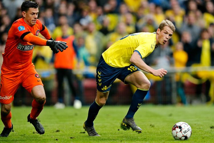  FC Midtjyllands målmand Jesper Hansen spillede en væsentlig rolle, da hans klub sidste år slog Brøndby  efter straffespark.  Foto: Jens Dresling