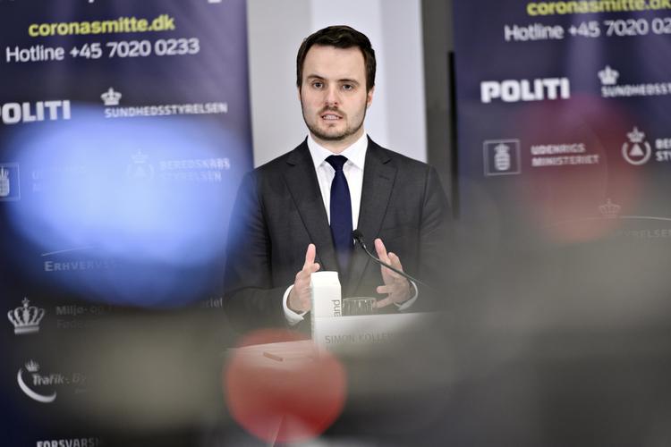 Erhvervsminister Simon Kollerup (S) har været med til at holde hånden under firmaer igennem ordningen for lønkompensation - som nogle udnytter til svindel.    Foto: Philip Davali/Ritzau Scanpix