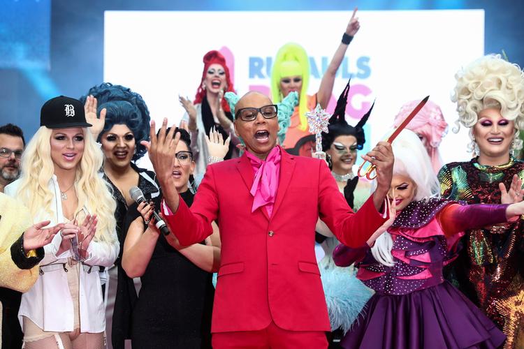 Hvis tie er at samtykke, finder queerikonet RuPaul det helt fint, at en deltager har krænket en række unge mænd.   Foto: Simon Dawson/Ritzau Scanpix