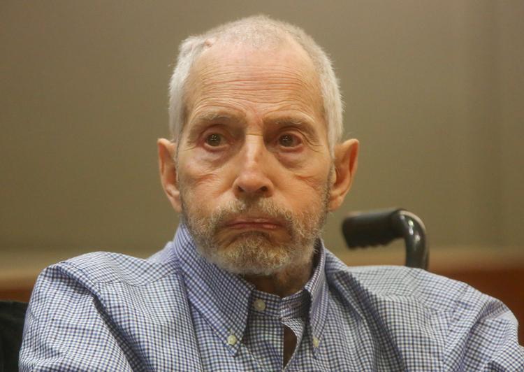 Robert Durst, hovedpersonen i HBO's true crime-serie 'The Jinx' ses her i retten. Han er tiltalt for at 
have dræbt sin veninde og fortrolige, Susan Berman, fordi hun angiveligt vidste, hvad der lå bag Dursts kones forsvinden og formodede død to årtier tidligere. Sagen er dog udskudt på grund af coronakrisen.  Foto: Mark Boster/Ritzau Scanpix
