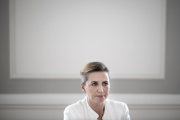 Statsminister Mette Frederiksen bliver sat i bås med kontroversiel højrenational italiensk politiker, efter at Danmark indtog en kritisk position overfor EU-kommisionens plan for økonomisk genopretning.   Foto: Jens Hartmann Schmidt/POLFOTO