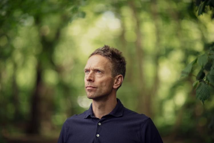 Tue Mantoni, tidligere direktør i B&amp;O, har skrevet en bog om hans syn på 'samfundskontrakten'. Erhvervslivet har stor gavn af velfærdssamfundet og det skal de huske - men det omvendte gælder også, siger han i dette interview.  Arkivfoto Miriam Dalsgaard