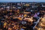 Musikstykket Champagnegaloppen blev komponeret til Tivolis 2 års fødselsdag og fylder i år 175 år. Det fejres med fyrværkeri og en remixet 2020-udgave produceretaf dj'en Anders Kanstrup fra bandet TooManyLeftHands Pr-foto Tivoli / Christoffer A. Sandager 