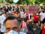 Mitt Romney har offentliggjort dette billede af sig selv ved demonstrationen i Washington D.C. Foto: Mitt Romney/Ritzau Scanpix