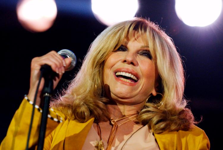Nancy Sinatra hittede med 'Something Stupid' i 1967 - en duet, hun sang sammen med sin far, Frank Sinatra.   Foto: Steffen Schmidt/Ritzau Scanpix