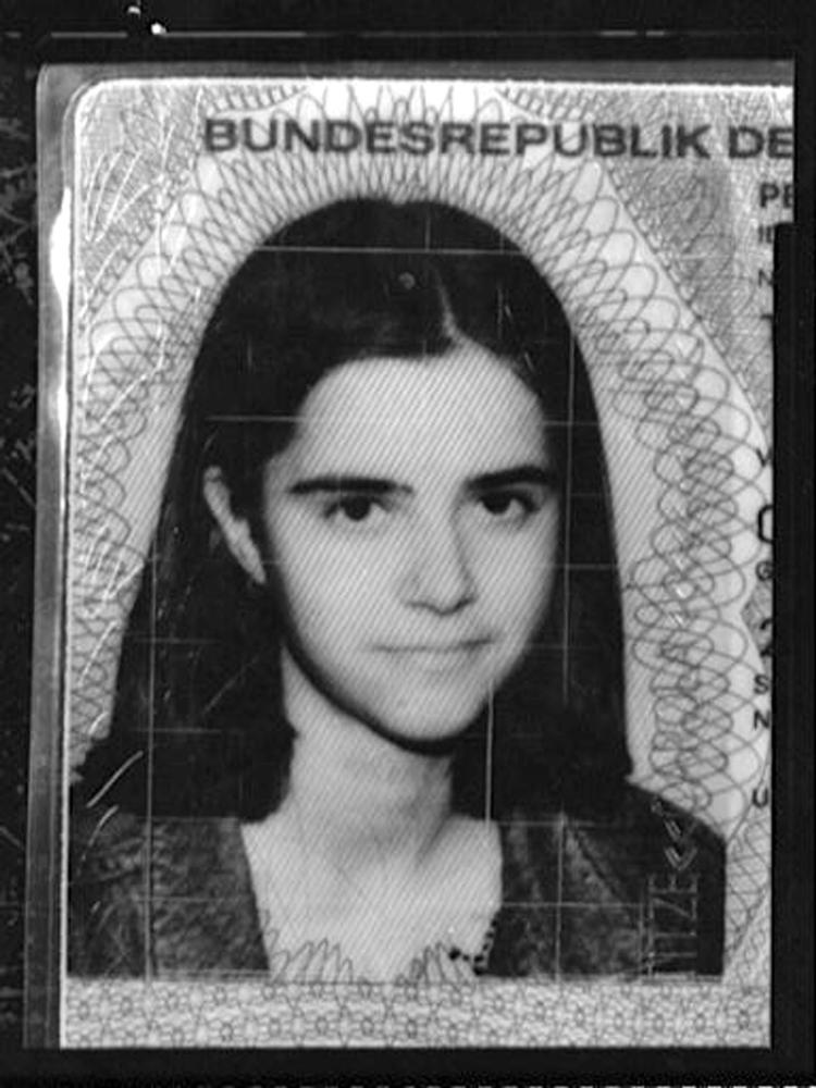 Billedet her, taget i 1996, viser tyske Carola Titze, som forsvandt under en ferie med sin familie i Belgien. Foto: -/Ritzau Scanpix