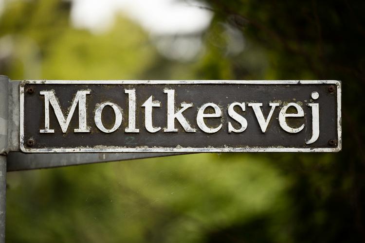 Storgodsejer Adam Gottlob Moltke var rigets næstmægtigste mand midt i 1700-tallet, hvor han var hovedansvarlig for den danske slavehandel. Foto: Mikkel Hørlyck/POLFOTO
