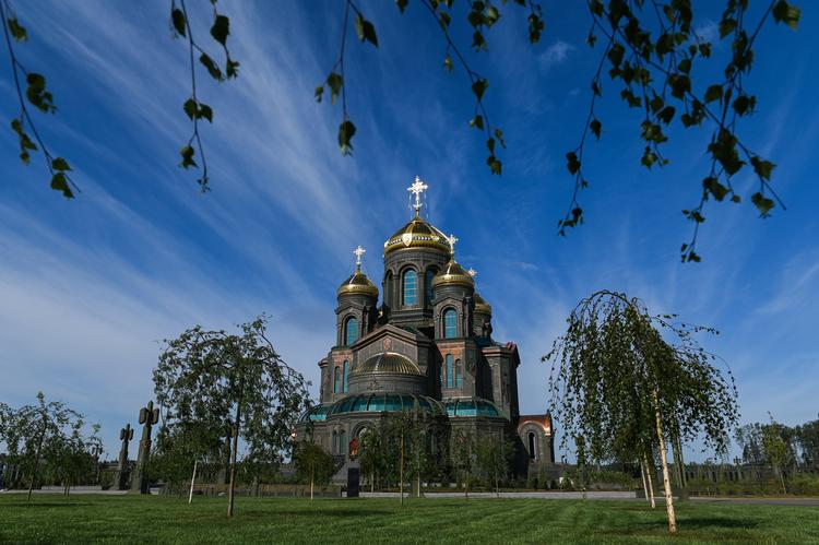 Tjekkiet mener, at russisk ambassade har spredt falske oplysninger om giftangreb. Ren fantasi, siger Rusland. På billedet ses Frelseren Kristus-Katedralen i den russiske hovedstad. Foto: Patriarchal Press Service/Ritzau Scanpix