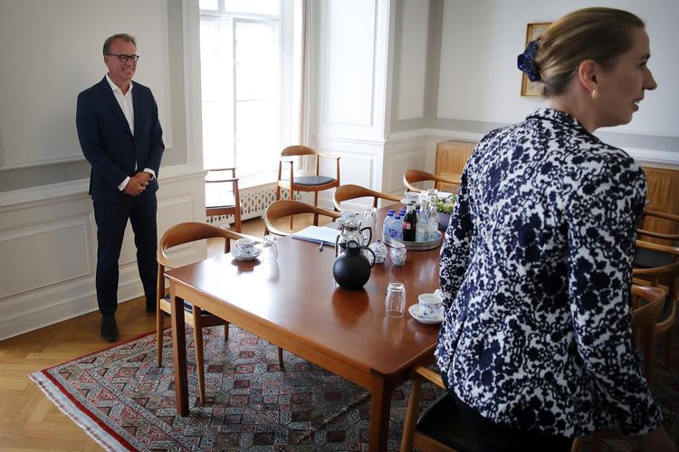 Statsminister Mette Frederiksen (S) mister sin mangeårige allierede, stabschef Martin Rossen.   Foto: Jens Dresling/POLFOTO