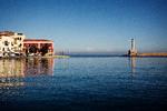 Kretas havneby Chania er en af de populære sommerferie-destinationer for danskere. Fra 1. juli flyver lavprisselskabet igen dertil. Foto: Martin Lehmann/POLFOTO