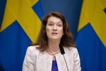 Sveriges regering lemper restriktionerne for rejser til ti lande fra den 30. juni. Det siger den svenske udenrigsminister, Ann Linde, på et pressemøde onsdag. Foto: 10040 Anders Wiklund/tt/Ritzau Scanpix