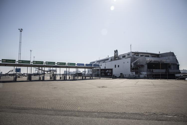 Molslinjen har allerede nu mange bookinger i de måneder, hvor sommerpakken vil gøre billetterne billigere. Foto: Jens Hartmann Schmidt/POLFOTO