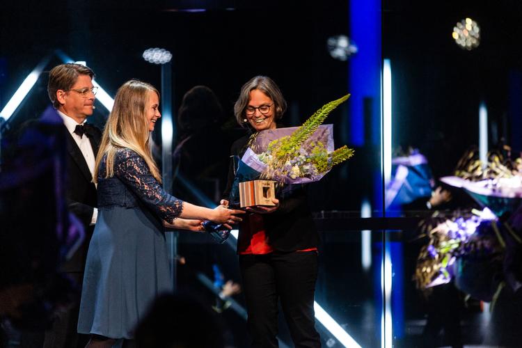 Vinderen af 'Ph.d. Cup 2020' blev Pernille Bødtker Sunde, der har forsket i regnemetoderne hos børn i 1. og 4. klasse. Foto: Uffe Weng/DR