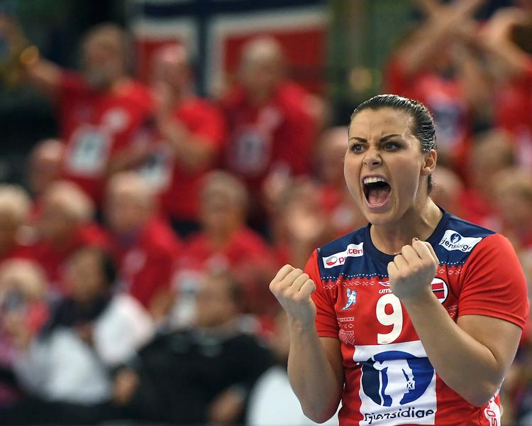 Den norske håndboldprofil Nora Mørk har fået ødelagt sit eventyr i rumænsk storklub og skal i fremtiden spille for Vipers Kristiansand i hjemlandet. Foto: Hendrik Schmidt/Ritzau Scanpix