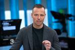 Jacob Rosenkrands havde gæster i studiet til en snak om henholdsvis håndtryk og afslutningsdebat. Mere interessant end forventet, viste det sig. 