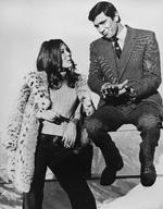 George Lazenby skulle løfte arven efter Sean Connerys portrættering af agent 007. Her ses han under optagelserne til 'I Hendes Majestæts Hemmelige Tjeneste' med skuespiller Diana Rigg. Foto: Bob Dear/Ritzau Scanpix