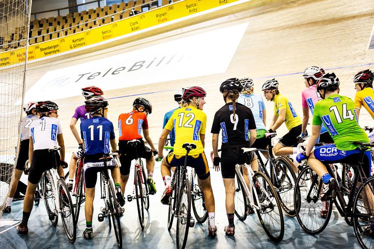 Ekstra cykeltræning uden for holdtræningen giver ikke dit barn større chance for at blive verdensmester, siger eksperter.  Foto: Peter Klint/POLFOTO