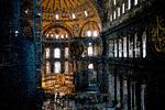 Hagia Sofia har været kirke, moske og senest museum under sit omtumlede liv.   Foto: Hanne Boock