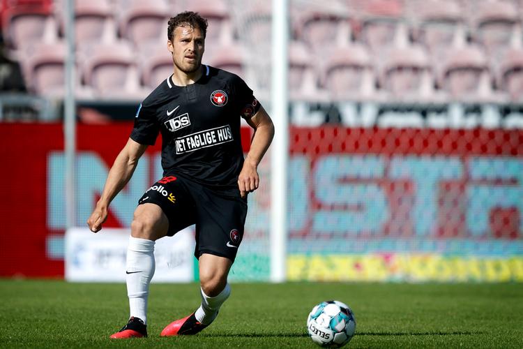 FC Midtjyllands Erik Sviatchenko tror FCK kan vinder mesterskabet, selv om de skulle komme 11 point bagud. Foto: Jens Dresling/POLFOTO