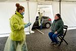 Tidligt i coronakrisen havde Danmark ikke nok testfaciliteter. Det må ikke ske igen, siger de ansvarlige  Foto: Jacob Ehrbahn/POLFOTO