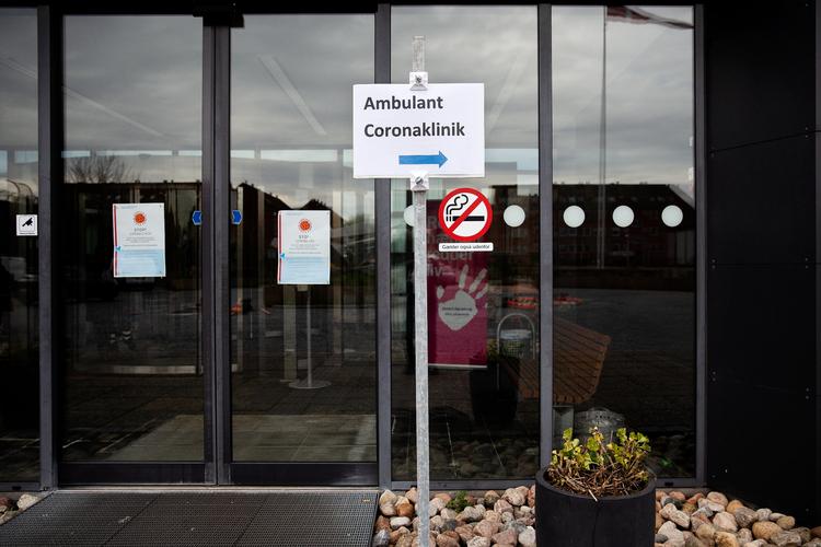Der er indberettet knap 1.000 coronarelaterede fejl i det danske sundhedsvæsen. Foto: Martin Lehmann/POLFOTO