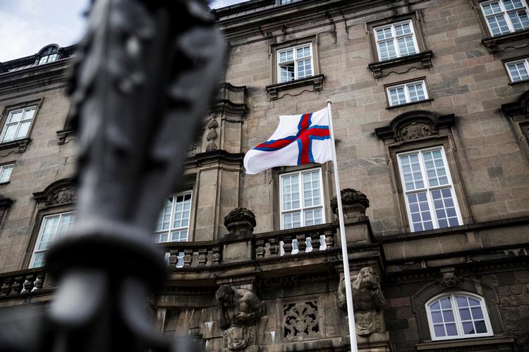 Her markeres Færøernes nationaldag på Christiansborg. 3 gange de seneste 5 år er der sket fejl i forbindelse med markeringen, som blev indført i 2016. Foto: Anders Rye Skjoldjensen/Ritzau Scanpix