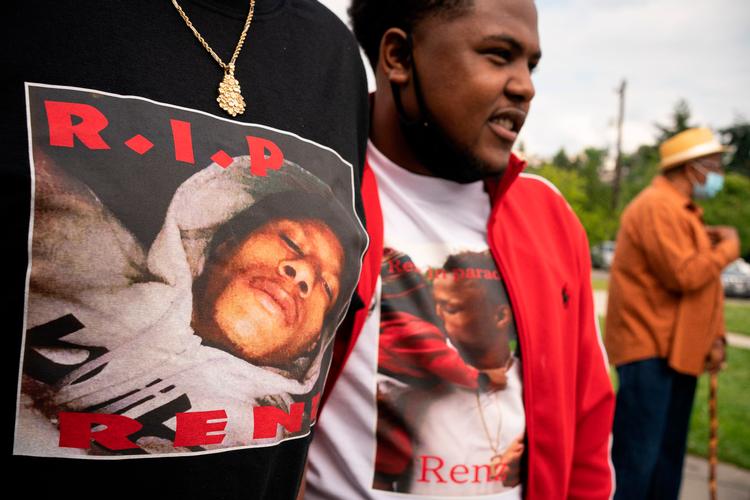 Black Lives Matter demonstrationer har været Seattle de seneste uger. Her demontreres imod drabet på den 19-årige Horace Lorenzo Anderseon. Han blev skudt 2. juli. Foto: David Ryder/Ritzau Scanpix