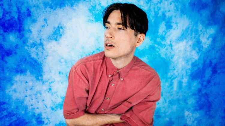 Esben Andersen er atter gået solo som sit musikalske alias Rangeklods. Hans nye ep er ikke bare en ny begyndelse, det er en tilbagevenden til oo'ernes simple, men effektive dansemusik. Foto: PR
